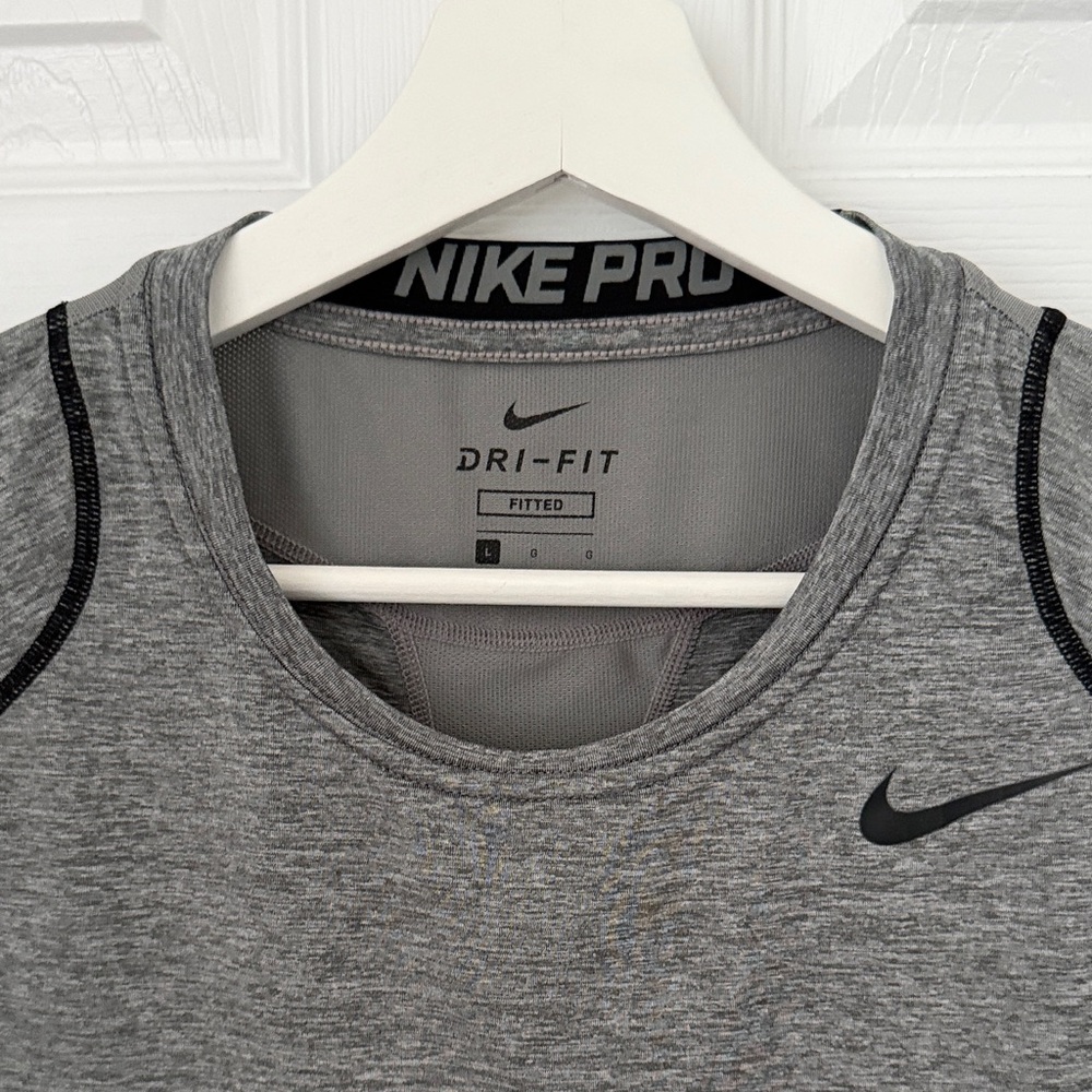 Nike Pro Heather Gray Dri-Fit T-shirt